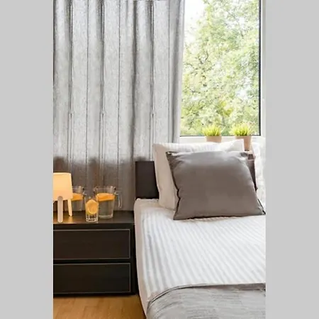 Lejlighed Comfortable And Bright- Golden Apartments- City Center&T8